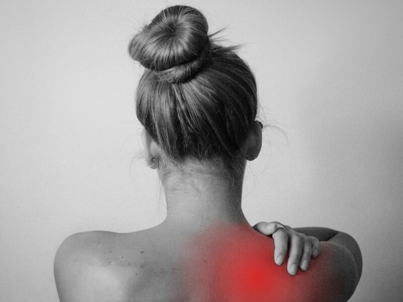 back, pain, shoulder, injury, sun, burn, posture, nature, ergonomic, woman, girl, soreness, discomfort, ache, hurt, irradiate, gray pain