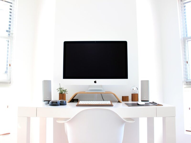 apple, chair, computer, desk, table, technology, workspace, pc, home office, workstation, computer, computer, computer, computer, computer, desk, technology, home office